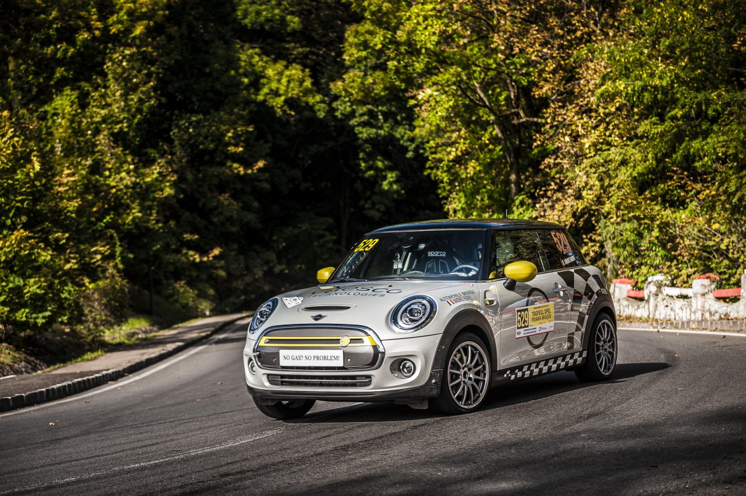 MINI Electric Cabrio für 2025 bestätigt Neue Modelle Autos